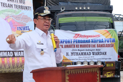 Bupati Inhil Lepas Ekspor Perdana Kopra Putih Ke Bangladesh